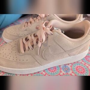 Women's Pink Sneakers